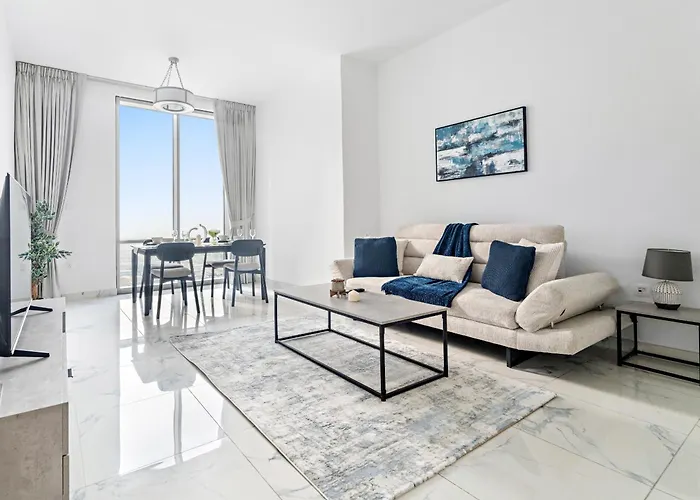 Stylish 1-Bdr Apartment With City View Noura Tower-23