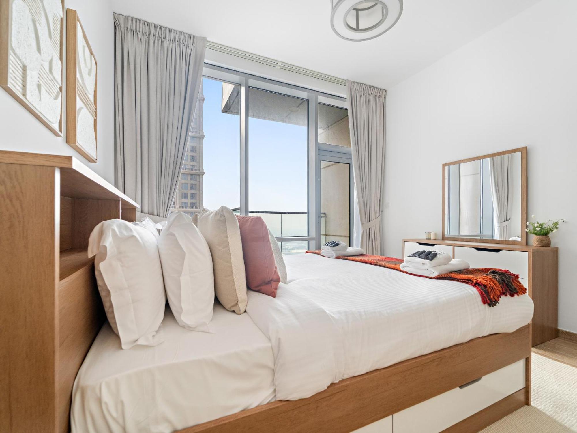 Stylish 1-bdr With View Noura Tower-23 * Dubai
